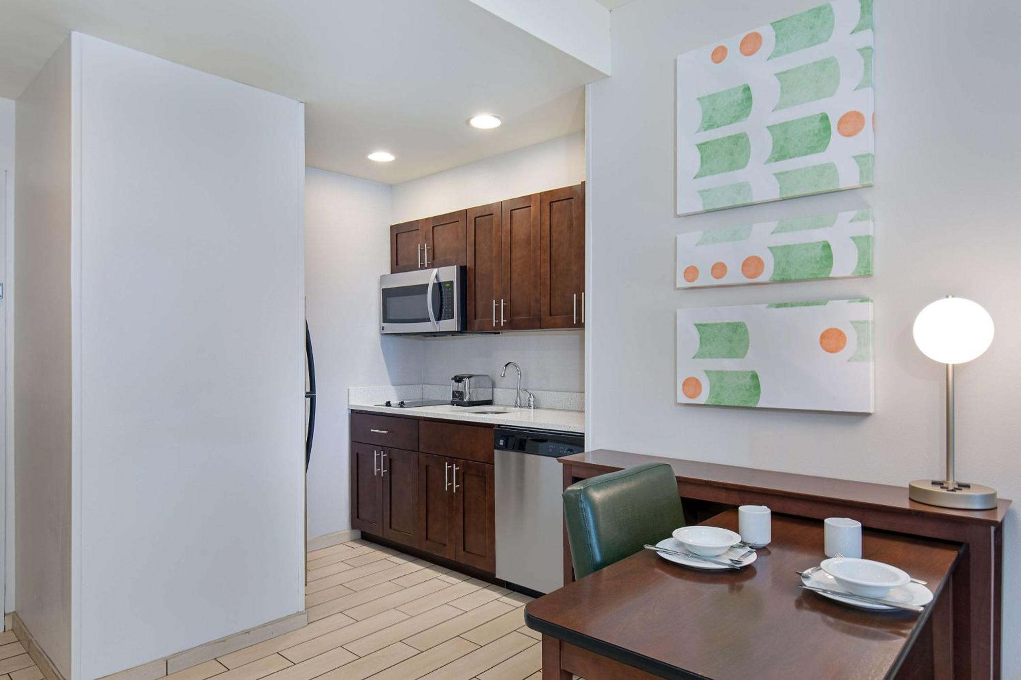 Homewood Suites By Hilton Atlanta Perimeter Center Sandy Springs Eksteriør bilde